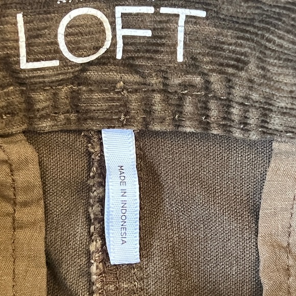 Ann Taylor Loft Brown Cotton/Spandex Corduroy Skirt - Size 2 - Picture 5 of 15